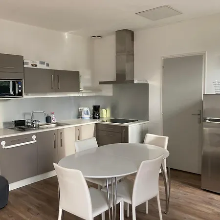 Maisonnette Au Calme Proche Foret Et Bord De